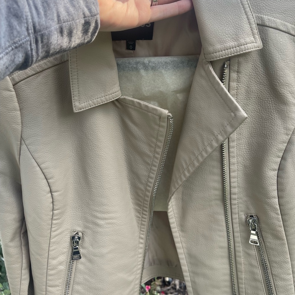Express Jacket Size M - Picture 8 of 10
